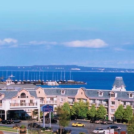 Hamilton Inn Select Beachfront Mackinaw City Ngoại thất bức ảnh