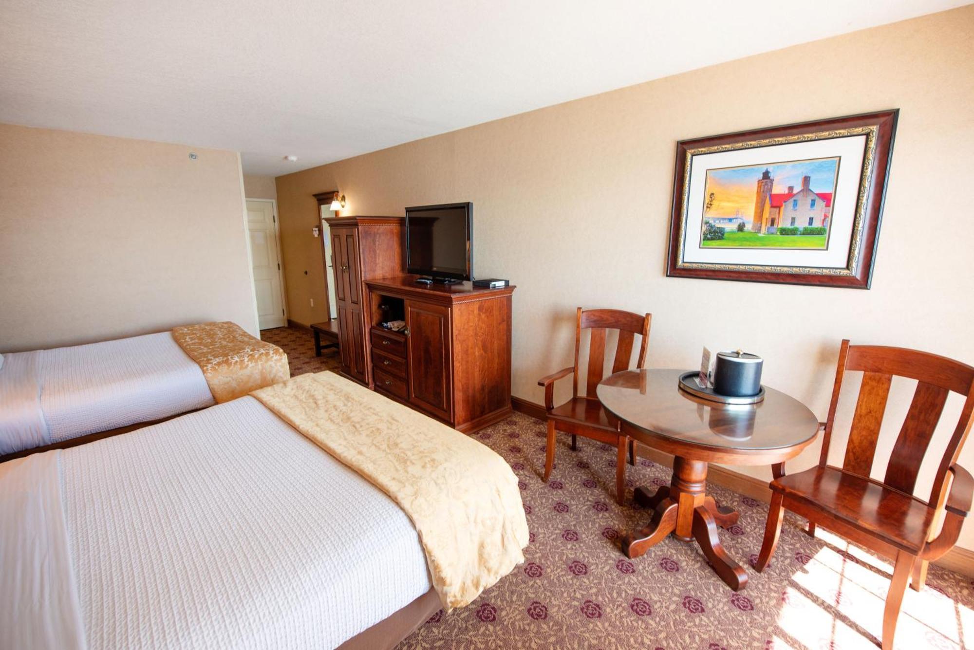 Hamilton Inn Select Beachfront Mackinaw City Ngoại thất bức ảnh