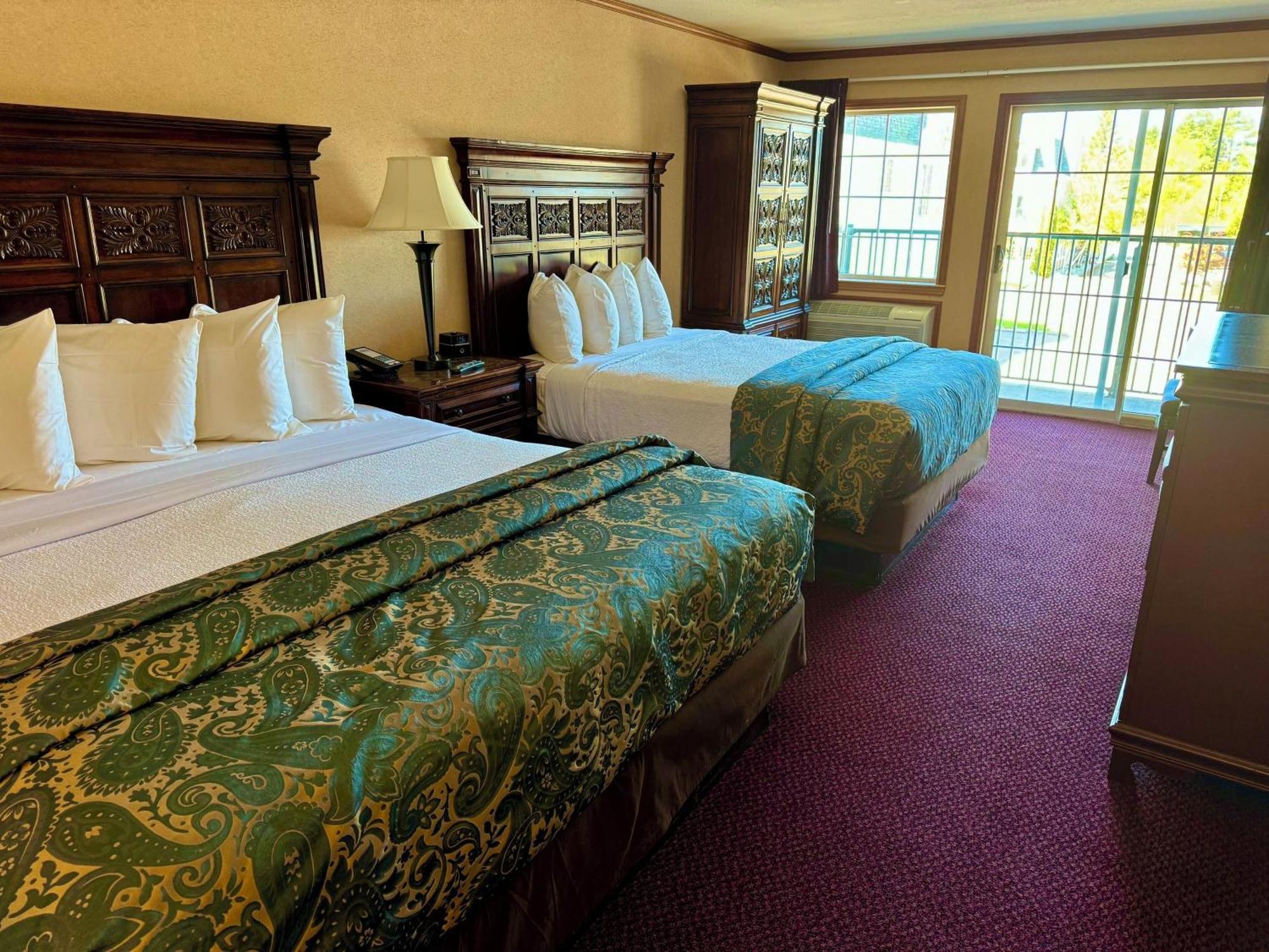 Hamilton Inn Select Beachfront Mackinaw City Ngoại thất bức ảnh