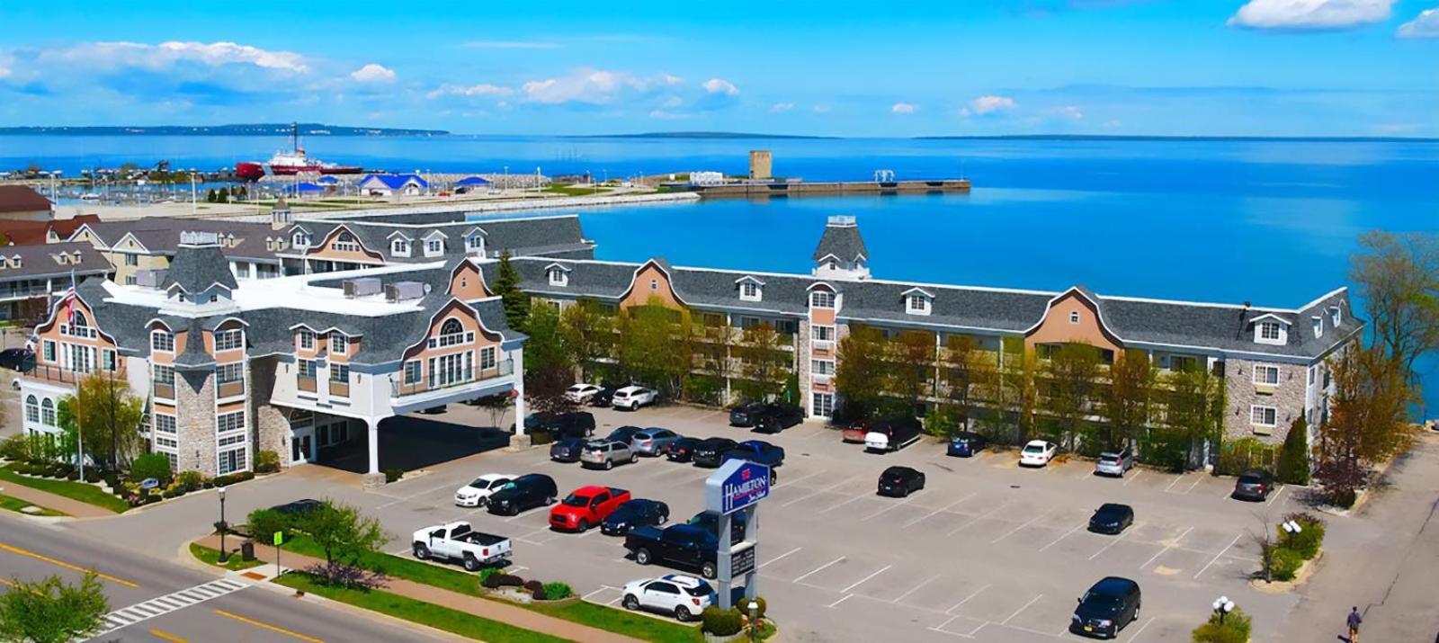 Hamilton Inn Select Beachfront Mackinaw City Ngoại thất bức ảnh
