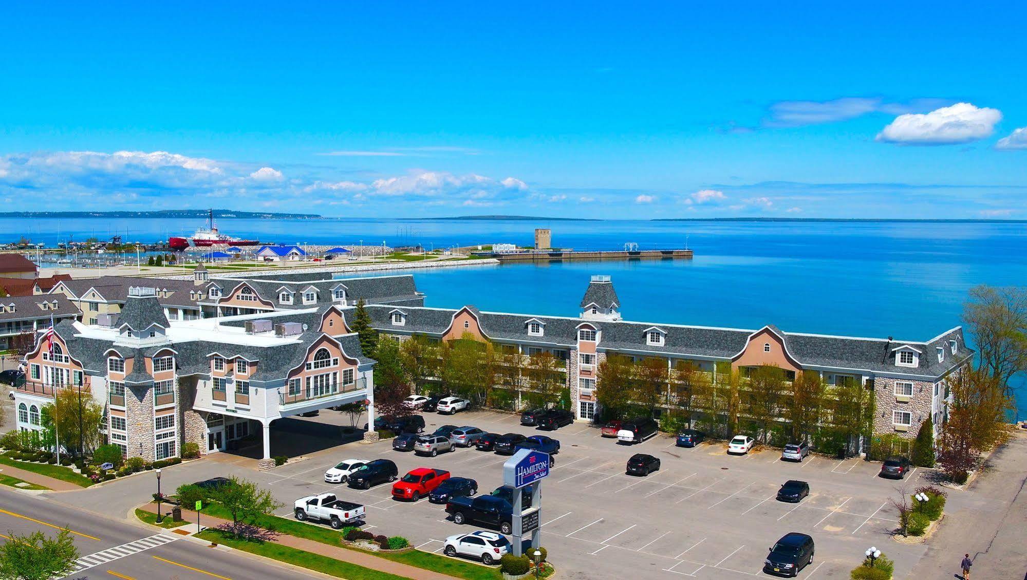 Hamilton Inn Select Beachfront Mackinaw City Ngoại thất bức ảnh