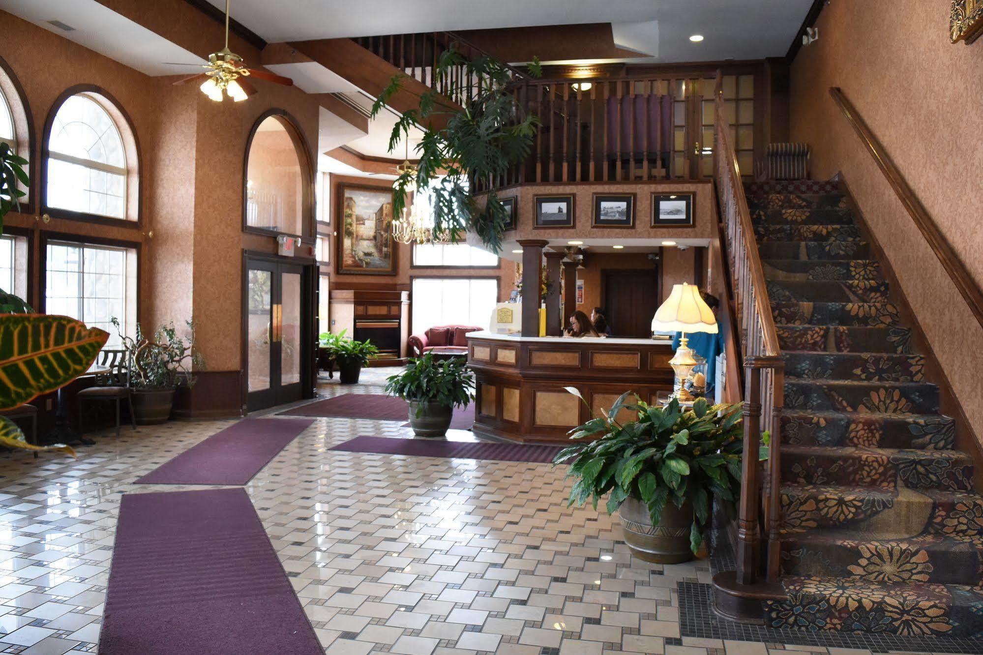 Hamilton Inn Select Beachfront Mackinaw City Ngoại thất bức ảnh